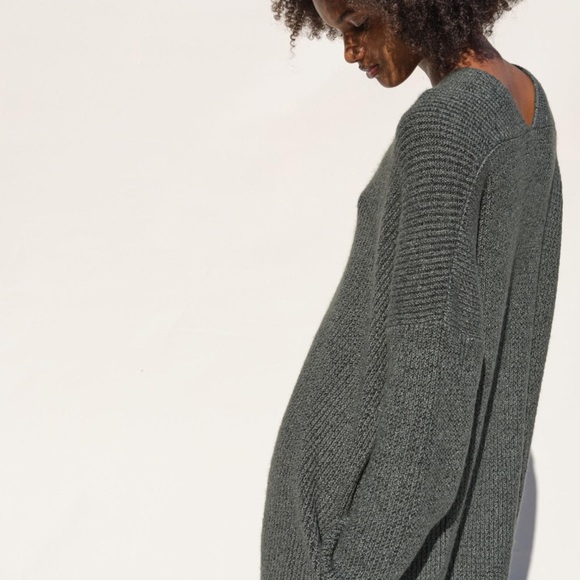 Urban Outfitters Margaret Long Sleeve Sweater Dress - Picture 3 of 9